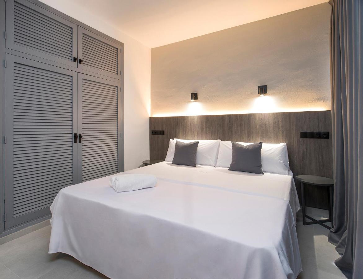 Base - Adults Only Sant Antoni de Portmany
